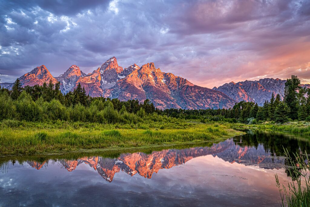 A scenic image of "purple mountain majesties"